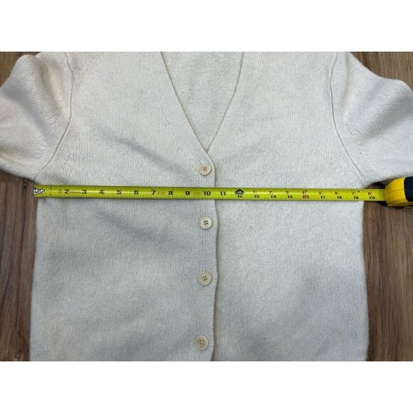 Wilfred Aritzia V Neck Cashmere Cardigan Sweater Button Up Size Medium - Picture 3 of 5
